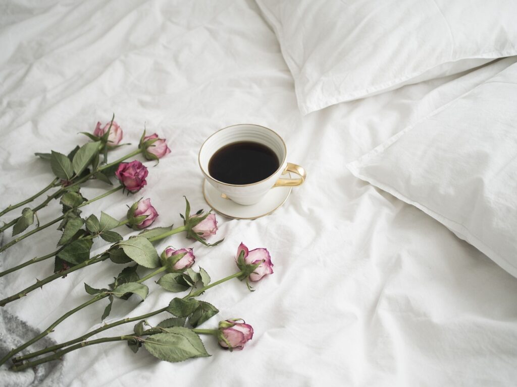 roses, coffee, petal of a rose, romantic, nature, pillows, linen, bed, coffee, linen, bed, bed, bed, bed, bed